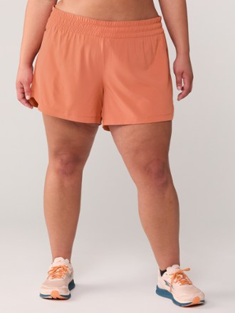 Active Pursuits 4.5" Shorts - Women's