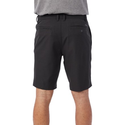 Reserve Light Check 19" Hybrid Shorts - Men's