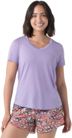 Active Ultralite V-Neck T-Shirt - Women's