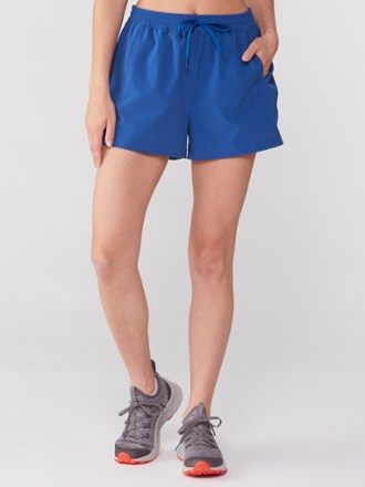 Doing Things 2.5" Shorts - Women's