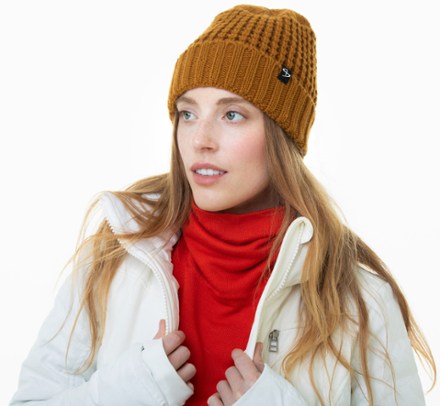 Henley Beanie - Women's