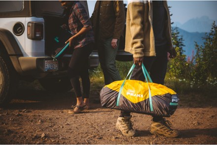 PEAK1 4-Person Dome Tent