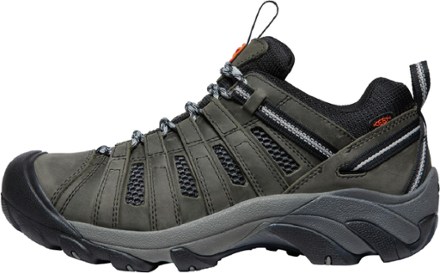 Voyageur Hiking Shoes - Men's