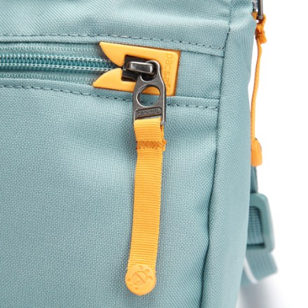 GO Saddle Crossbody Bag