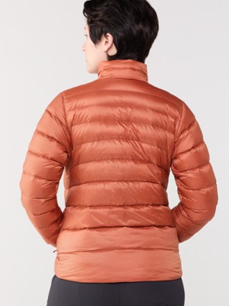 650 Down Jacket - Women's