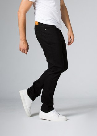 Performance Denim Relaxed Fit Tapered Jeans - Men's