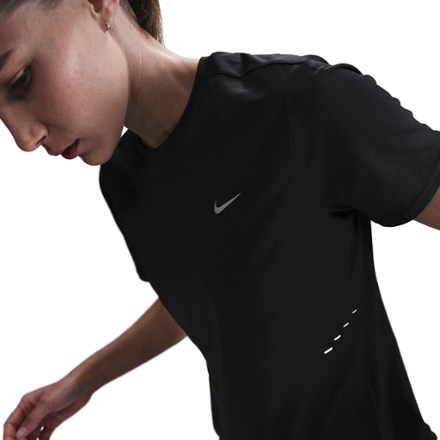 Swift Dri-FIT Top - Women's