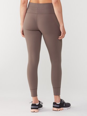 Daily 7/8 Leggings - Women's