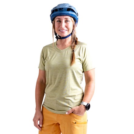 Spire Essential Ride Cycling T-Shirt - Women's