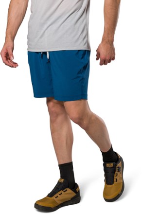 Canyon Active 8" Cycling Shorts - Men's