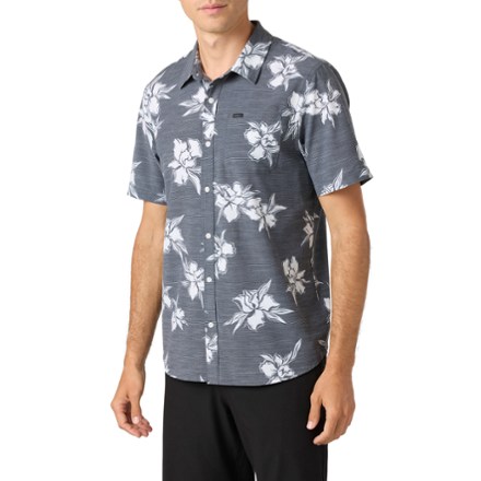 TRVLR UPF Traverse Slub Relaxed-Fit Shirt - Men's