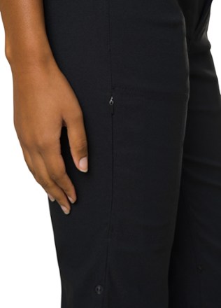 Halle Capri II Pants - Women's