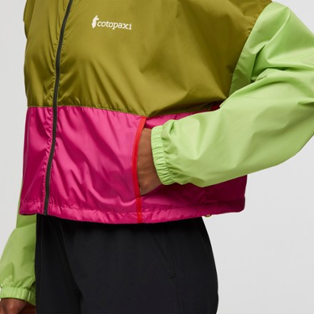 Teca Crop Windbreaker - Women's