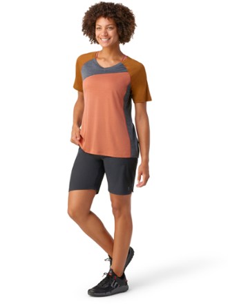 Ultralite Mountain Bike T-Shirt - Women's