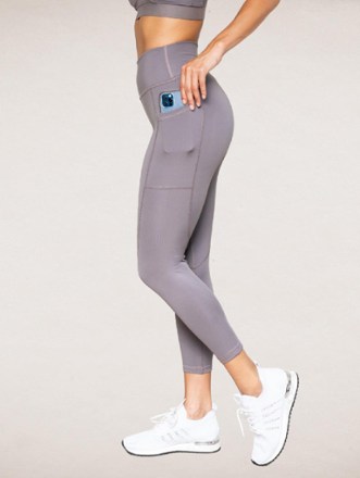 7/8 V-Cut Cooling Leggings with Pockets - Women's