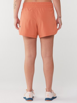 Active Pursuits 4.5" Shorts - Women's