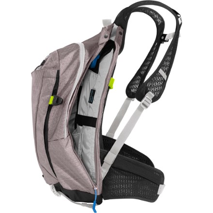 M.U.L.E. Pro 14 Hydration Pack - Women's