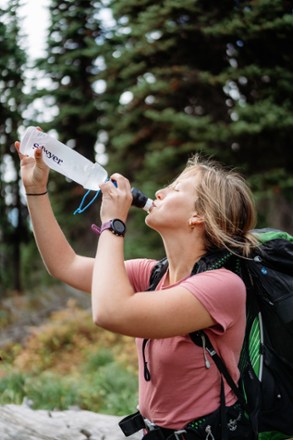 Squeeze Water Filtration System with Cnoc Premium 1-Liter Bottle