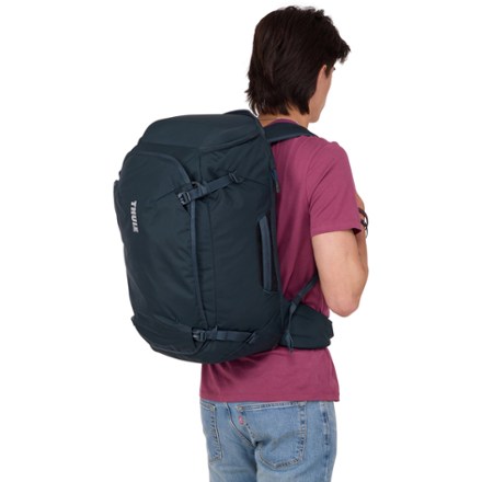 Landmark 40 L Travel Pack