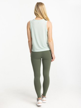 Elevate Lightweight Tank Top - Women's