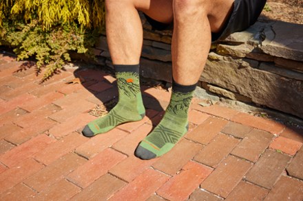 Vert Micro Crew Ultralightweight Cushion Socks