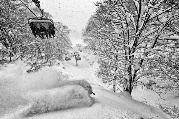 Skiing Japan