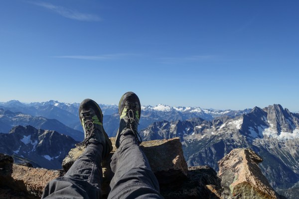 Aurora Hunting in the North Cascades