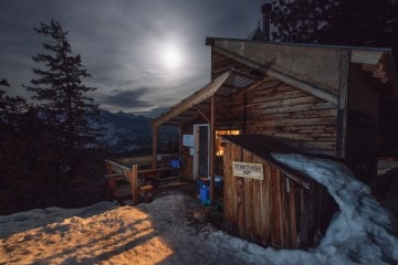 Book Your Ski Hut