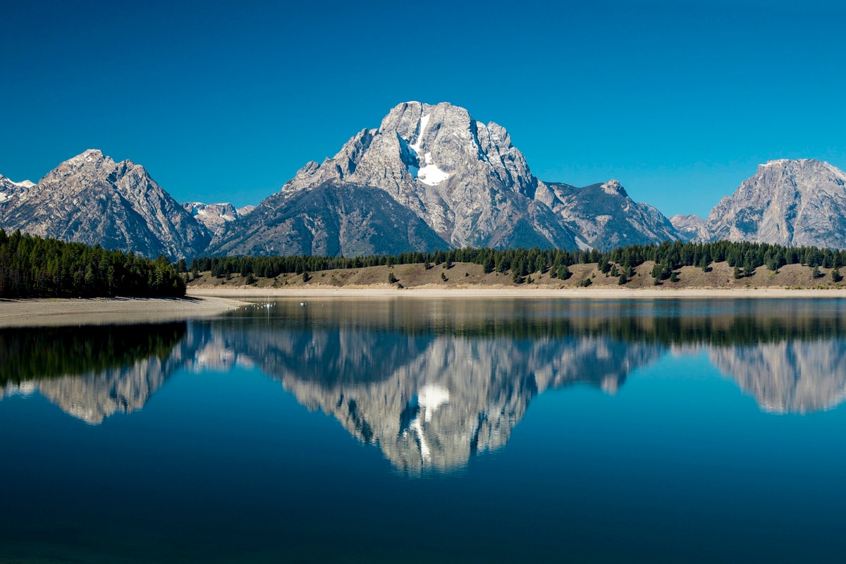 Jackson Lake provides picturesque views of the Teton Mountain Range.