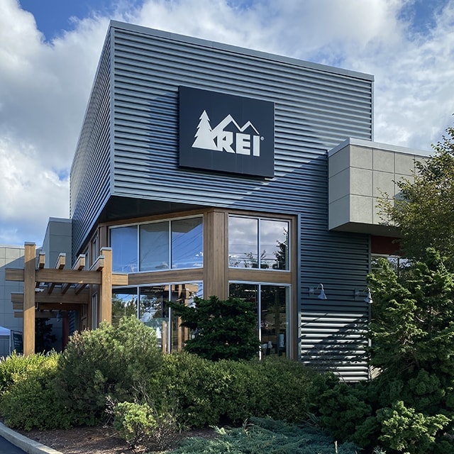 REI Norwalk Store