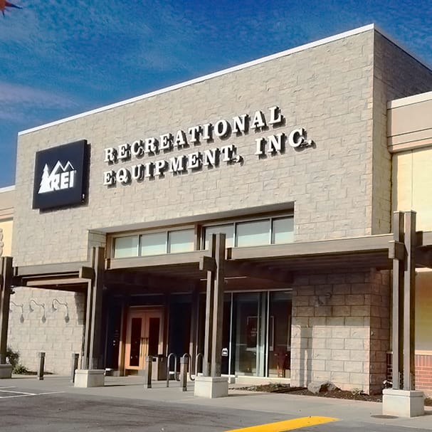 REI Columbia Store