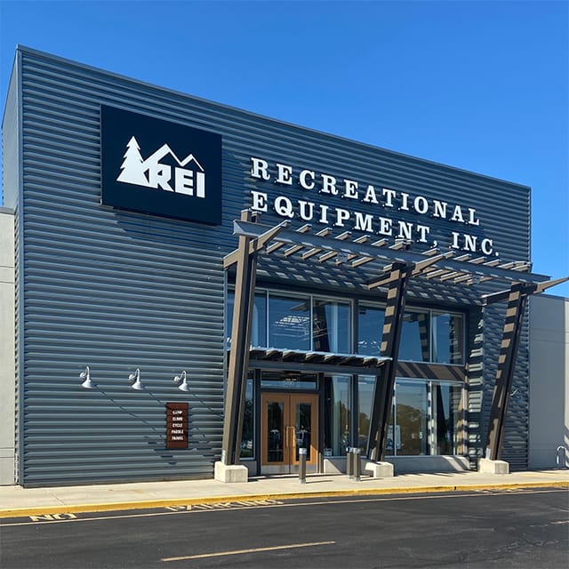 REI Castleton Store