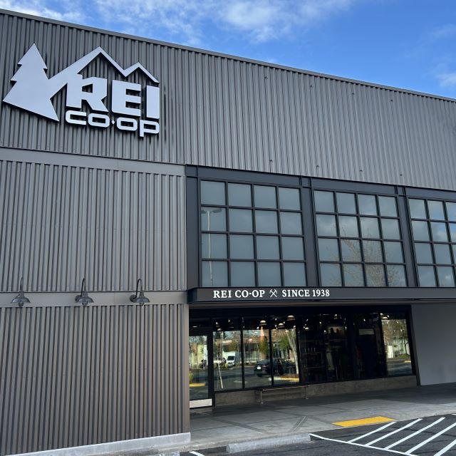 REI Beaverton Store