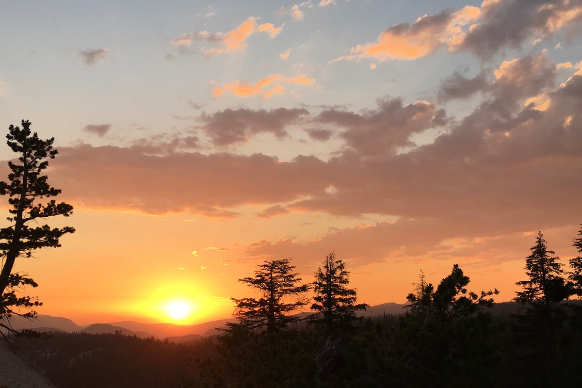 Radiant sunset on the Ten Lakes trail.