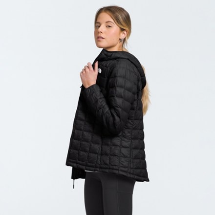 The North Face ThermoBall Eco Insulated Hoodie 2.0 - Women's 2