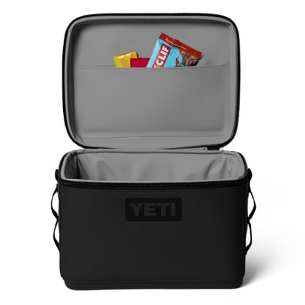 YETI Daytrip 9 L Insulated Box 6
