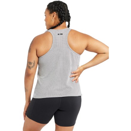 On Body Image of color Black/White