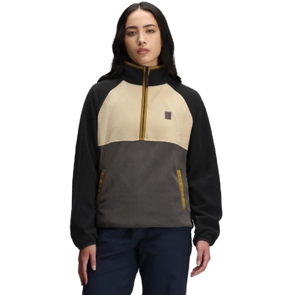 On Body Image of color Black/Oatmeal