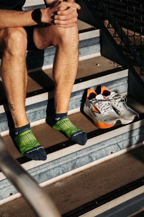 Swiftwick Aspire No-Show Socks 1