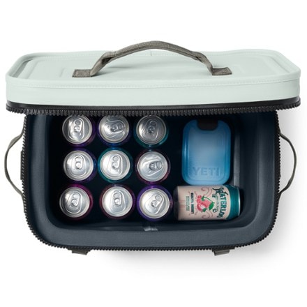 YETI Hopper Flip 18 Soft Cooler 7
