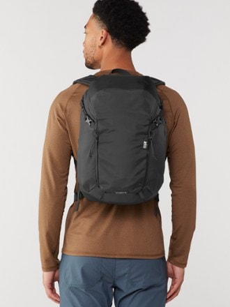 REI Co-op Ruckpack 18 Pack 1