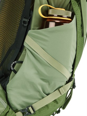 Osprey Atmos AG 50 Pack - Men's 4