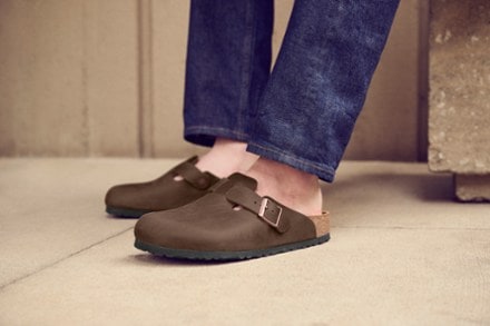 Location Image for Boston Soft Footbed Clogs - Men's