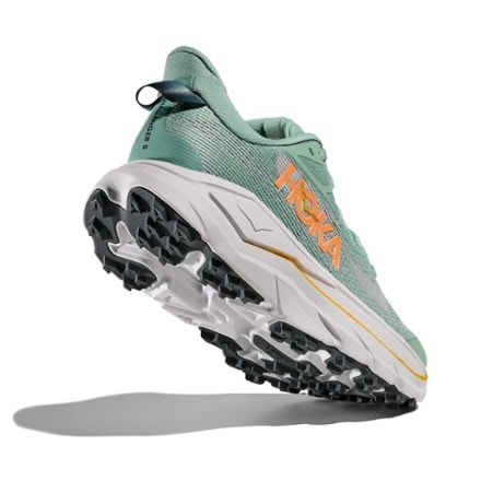 HOKA Challenger 8 Trail-Running Shoes - Women's 7