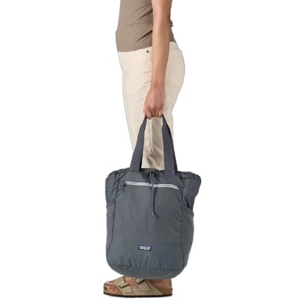Patagonia Terravia Tote Pack 24 L 10