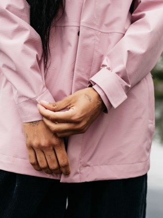 Finisterre Skybird Waterproof Jacket - Women's 6