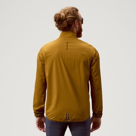 Endura Alltrack Ride Packable Cycling Jacket - Men's 2