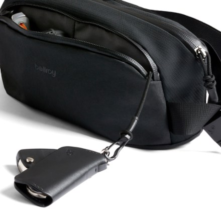 Bellroy Venture Sling 2.5 L 7