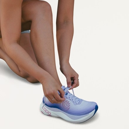 Topo Athletic Aura Road-Running Shoes - Women's 5