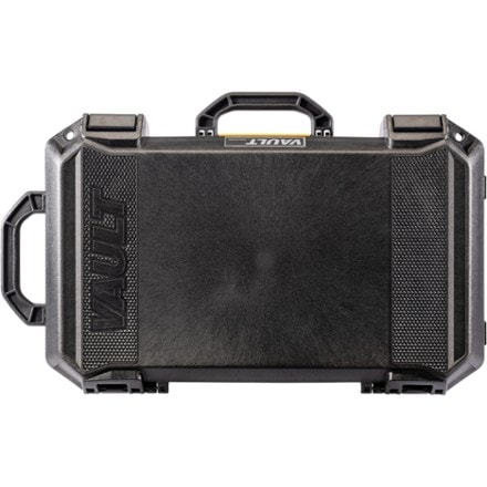 Pelican V525 Vault Rolling Case with Foam 4